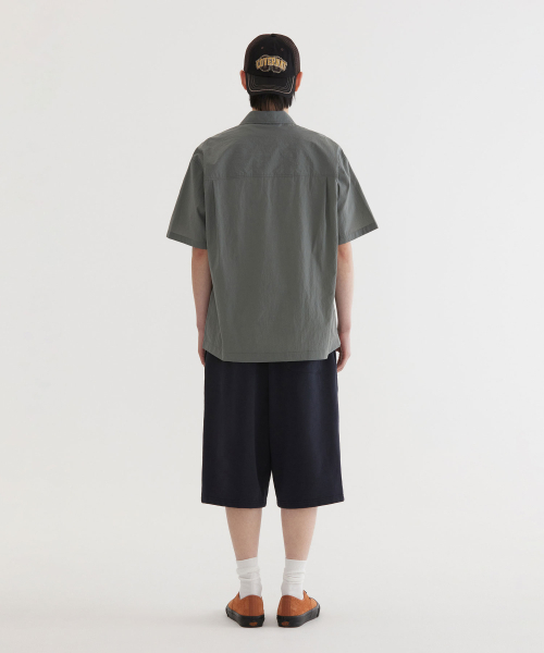 COVERNAT(カバーナット)の「ナイロンパティグハーフシャツ Sage Gray(シャツ/ブラウス・レディース・その他・SMALL/MEDIUM/LARGE/X-LARGE/XX-LARGE)」の10枚目の写真