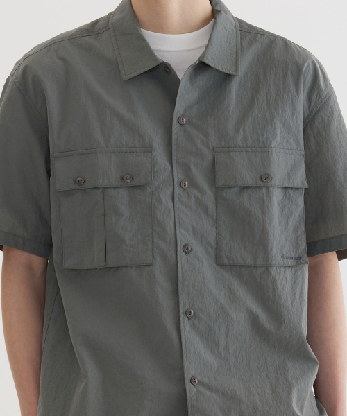 COVERNAT(カバーナット)の「ナイロンパティグハーフシャツ Sage Gray(シャツ/ブラウス・レディース・その他・SMALL/MEDIUM/LARGE/X-LARGE/XX-LARGE)」の9枚目の写真