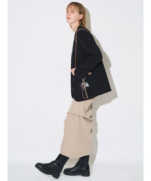 ELENDEEK（エレンディーク）の「レイヤードカラーレスジャケット（ノーカラージャケット・レディース・アイボリー/ブラック・FREE）」の12枚目の写真