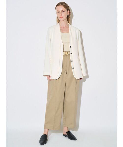 ELENDEEK（エレンディーク）の「レイヤードカラーレスジャケット（ノーカラージャケット・レディース・アイボリー/ブラック・FREE）」の18枚目の写真