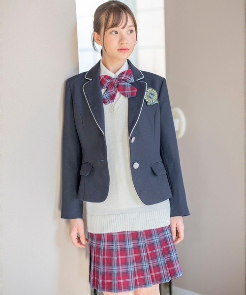 Catherine Cottage(キャサリンコテージ)の「ニットベスト付きミニ丈テーラードスーツセット(スーツセット・キッズ・ベージュ/レッド/サックスブルー・150/140/165/160)」の3枚目の写真
