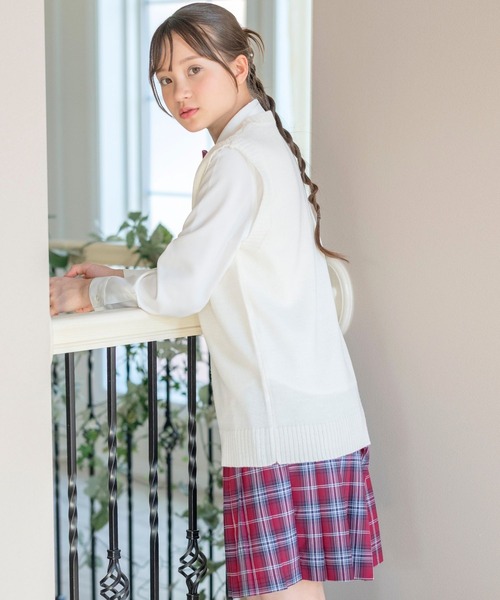 Catherine Cottage(キャサリンコテージ)の「ニットベスト付きミニ丈テーラードスーツセット(スーツセット・キッズ・ベージュ/レッド/サックスブルー・150/140/165/160)」の18枚目の写真