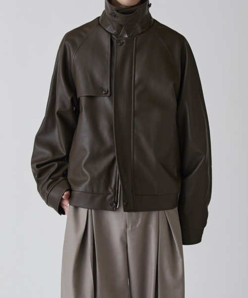 Lui's(ルイス)の「【Neucon】GUN FLAP ZIP LEATHER BLOUSON / ガンフラップZIPレザーブルゾン(ブルゾン・メンズ・ブラック/ダークブラウン・1/2)」の17枚目の写真