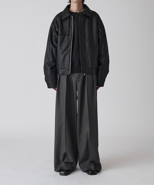 Lui's(ルイス)の「【Neucon】GUN FLAP ZIP LEATHER BLOUSON / ガンフラップZIPレザーブルゾン(ブルゾン・メンズ・ブラック/ダークブラウン・1/2)」の8枚目の写真