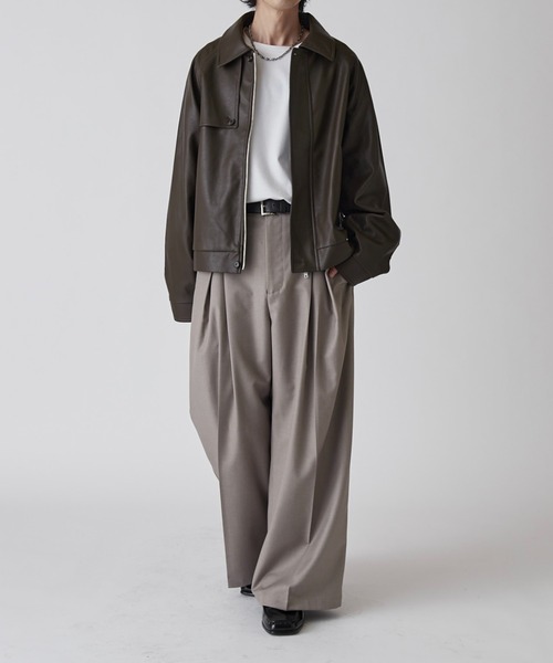 Lui's(ルイス)の「【Neucon】GUN FLAP ZIP LEATHER BLOUSON / ガンフラップZIPレザーブルゾン(ブルゾン・メンズ・ブラック/ダークブラウン・1/2)」の22枚目の写真