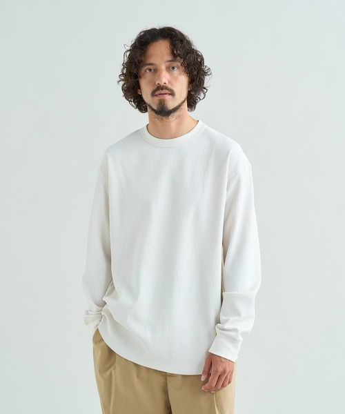 NANGA(ナンガ)の「AIRFLEX WAFFLE L/S TEE/エアフレックス ワッフル ロングスリーブ Tシャツ(Tシャツ/カットソー・メンズ・ホワイト/ブラック/ブルー系その他・XL/L/M/S)」の2枚目の写真