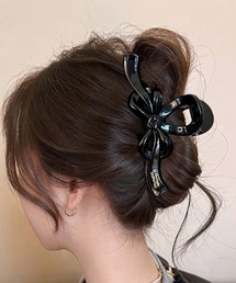 Vini（ヴィニ）の「大きめ べっ甲 リボン ヘアクリップ / バンスクリップ（バレッタ/ヘアクリップ）」