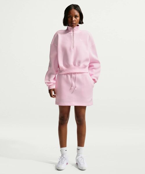NIKE(ナイキ)の「ナイキ スポーツウェア フェニックス フリース ウィメンズ ハイウエスト スリム ミニ スカート / Nike Sportswear Phoenix Fleece Women's High-Waisted Slim Mini Skirt IQ1254-663 Pink Foam(スカート・レディース・ピンク・XS/L/XL/M/S)」の2枚目の写真