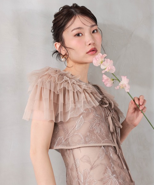 Kana(カナ)の「花柄刺繍レース フリル ボレロ 総レース マーメイドワンピース 2点セット パーティー ドレス 結婚式 お呼ばれ オケージョン(ドレス・レディース・カーキ/ベージュ/ブルー・M)」の6枚目の写真