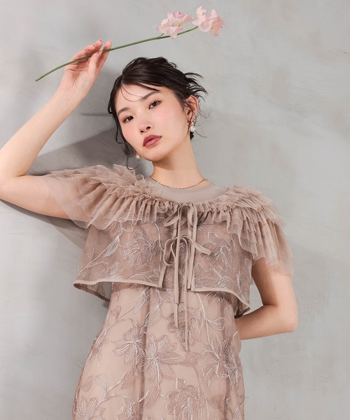Kana(カナ)の「花柄刺繍レース フリル ボレロ 総レース マーメイドワンピース 2点セット パーティー ドレス 結婚式 お呼ばれ オケージョン(ドレス・レディース・カーキ/ベージュ/ブルー・M)」の11枚目の写真