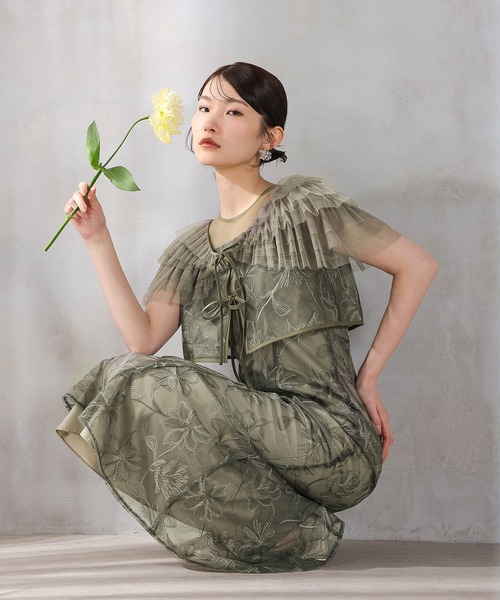 Kana(カナ)の「花柄刺繍レース フリル ボレロ 総レース マーメイドワンピース 2点セット パーティー ドレス 結婚式 お呼ばれ オケージョン(ドレス・レディース・カーキ/ベージュ/ブルー・M)」の15枚目の写真