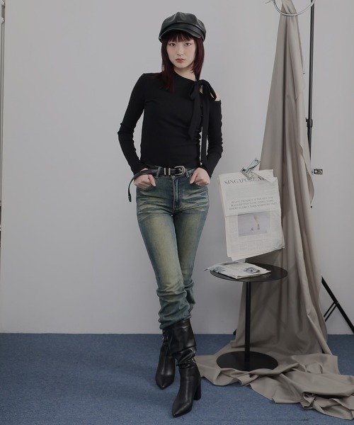 Ulysses(ユリシス)の「ワンショルダーリボンカットソー(Tシャツ/カットソー・レディース・ホワイト/ブラック/グレー・M/S)」の5枚目の写真
