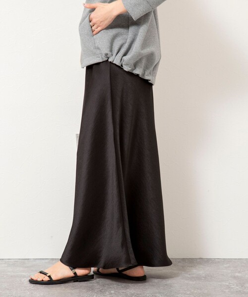 NOLLEY’S(ノーリーズ)の「ウォッシャブルサテンナロースカート(スカート・レディース・カーキ/アイボリー/ブラック・38/36)」の13枚目の写真