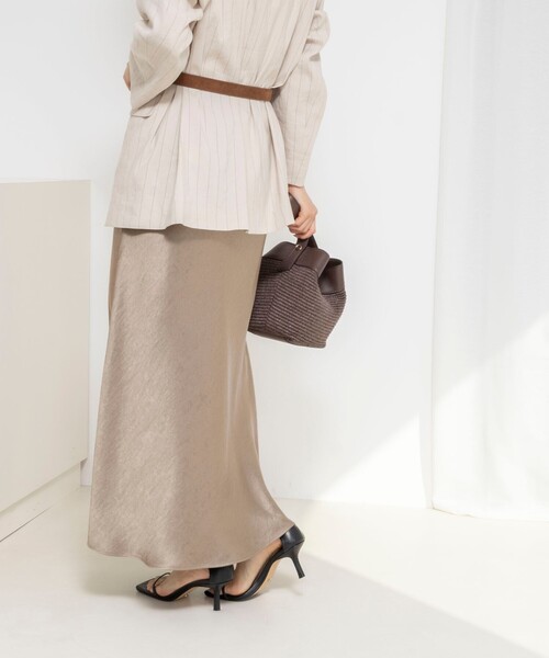 NOLLEY’S(ノーリーズ)の「ウォッシャブルサテンナロースカート(スカート・レディース・カーキ/アイボリー/ブラック・38/36)」の18枚目の写真