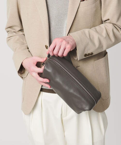 UNITED ARROWS（ユナイテッドアローズ）の「レザー スクエアクラッチバッグ（ポーチ）（クラッチバッグ・メンズ・ダークブラウン/ブラック/ネイビー・FREE）」の21枚目の写真