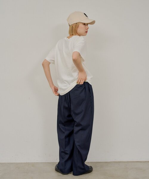 WHIMSIC(ウィムジック)の「⋆【WHIMSIC/SETUP対応/2サイズ展開】タックイージースラックス(その他パンツ・レディース・ブルー/ネイビー/ベージュ・2/1)」の15枚目の写真