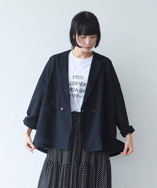 yuni(ユニ )の「sheer summer Wool-Polyester Voil tailored ジャケット(テーラードジャケット・レディース・ブラック/グリーン・FREE)」の2枚目の写真