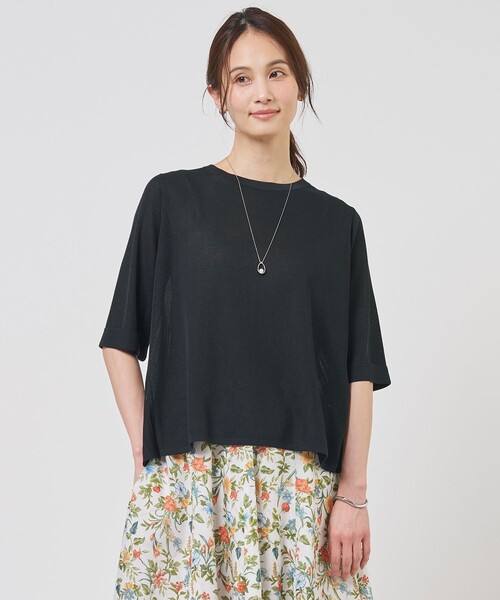 J.PRESS Ladies(J.プレス レディス)の「Vis/Pe スパーク バックプリーツ ニット(ニット/セーター・レディース・ネイビー系/スカイブルー系・SMALL)」の2枚目の写真