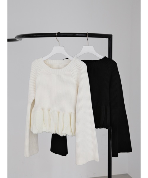 Katrin TOKYO(カトリーントーキョー)の「bell sleeve balloon knit(ニット/セーター・レディース・アイボリー/ブラック・XS/FREE)」の3枚目の写真