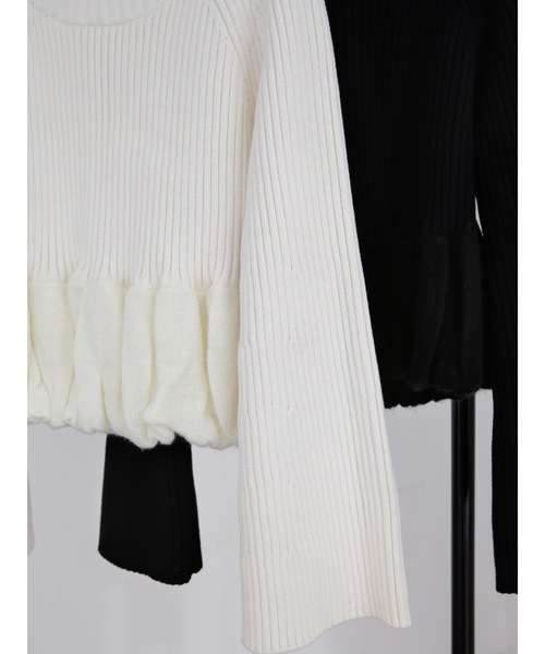 Katrin TOKYO(カトリーントーキョー)の「bell sleeve balloon knit(ニット/セーター・レディース・アイボリー/ブラック・XS/FREE)」の4枚目の写真