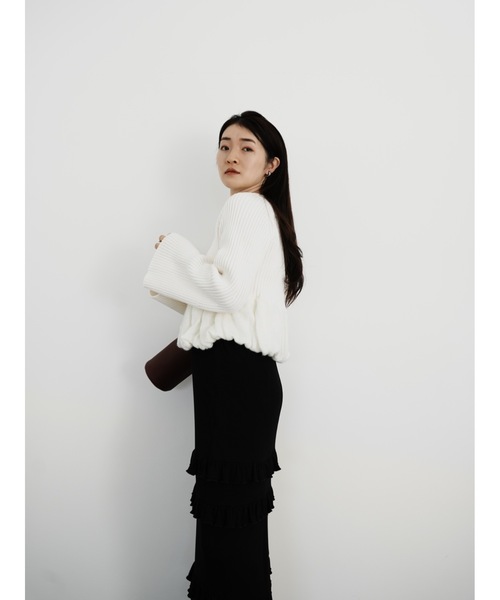 Katrin TOKYO(カトリーントーキョー)の「bell sleeve balloon knit(ニット/セーター・レディース・アイボリー/ブラック・XS/FREE)」の14枚目の写真