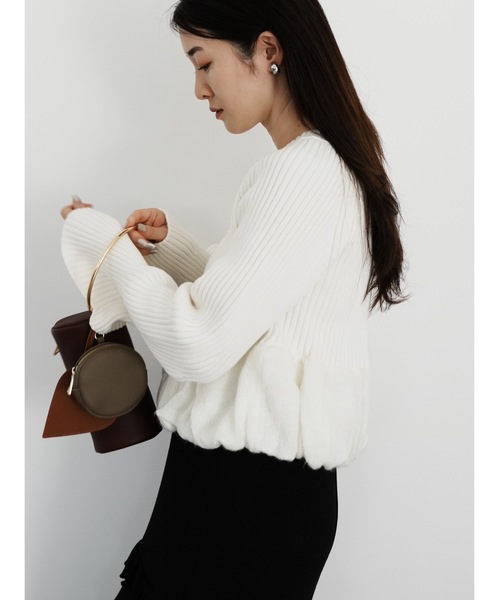 Katrin TOKYO(カトリーントーキョー)の「bell sleeve balloon knit(ニット/セーター・レディース・アイボリー/ブラック・XS/FREE)」の8枚目の写真