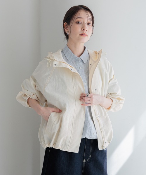 MONCLER ドルマンスリーブ マウンテンパーカー ベージュ 00 ポンチョ MONCLER モンクレール Mantella Cape ポンチョ ケープ フード ダウン