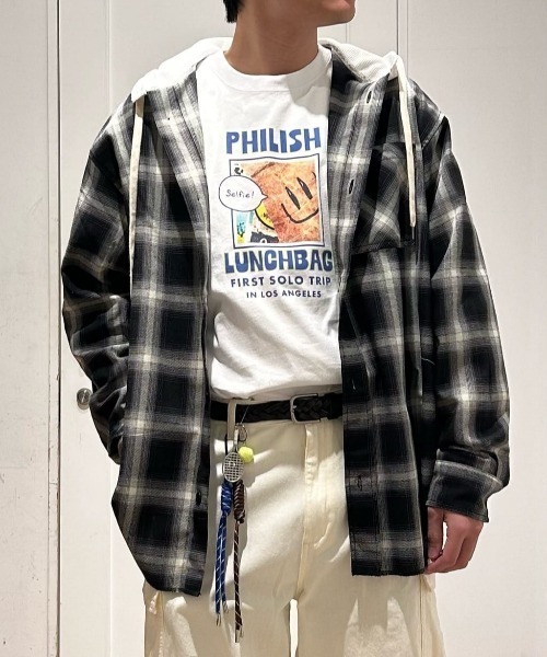 Right-on(ライトオン)の「Other(ソノタ)グラフィックプリントロングスリーブTシャツ(Tシャツ/カットソー・メンズ・ホワイト/サックスブルー/ダークグレー・S/M/L/XL)」の18枚目の写真