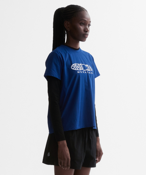MENASOO(ミナス)の「VENODE Three Track Logo Active Tshirts_Blue (Basic Fit)(Tシャツ/カットソー・レディース・ブルー・1/2)」の2枚目の写真