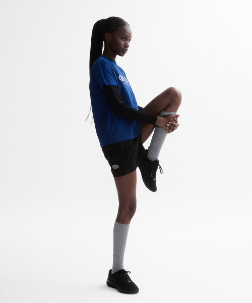 MENASOO(ミナス)の「VENODE Three Track Logo Active Tshirts_Blue (Basic Fit)(Tシャツ/カットソー・レディース・ブルー・1/2)」の7枚目の写真