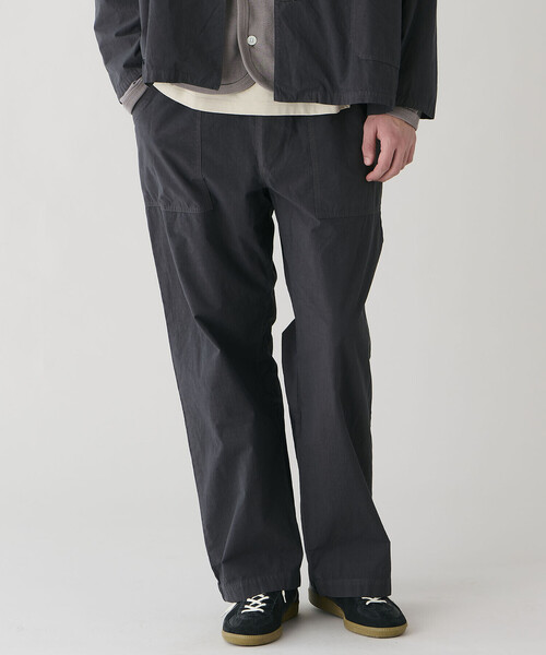 ORCIVAL（オーシバル）の「ORCIVAL | ガーメントダイ コットン セミワイドストレートパンツ MEN（その他パンツ・メンズ・グレー系その他/ブラック系その他/イエロー/ベージュ系その他・4/5）」の2枚目の写真