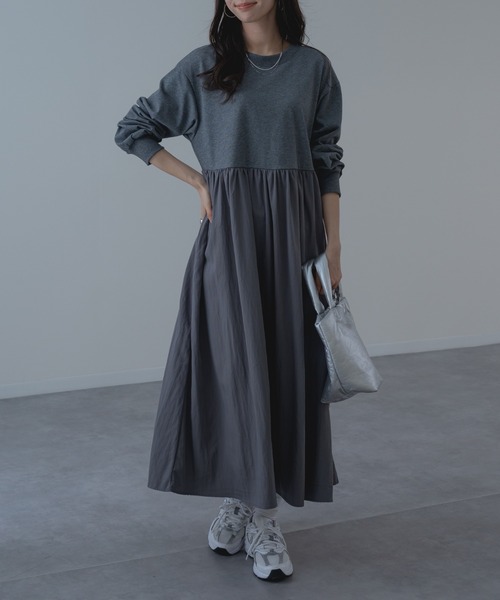 refinedworks（リファインドワークス）の「【refinedworks】異素材 切替 ワンピース！（ワンピース・レディース・ブラック/チャコールグレー・FREE）」の8枚目の写真