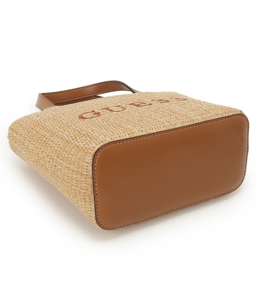 Guess（ゲス）の「WELLS Mini Tote（トートバッグ・レディース・ナチュラル・ONE SIZE）」の5枚目の写真