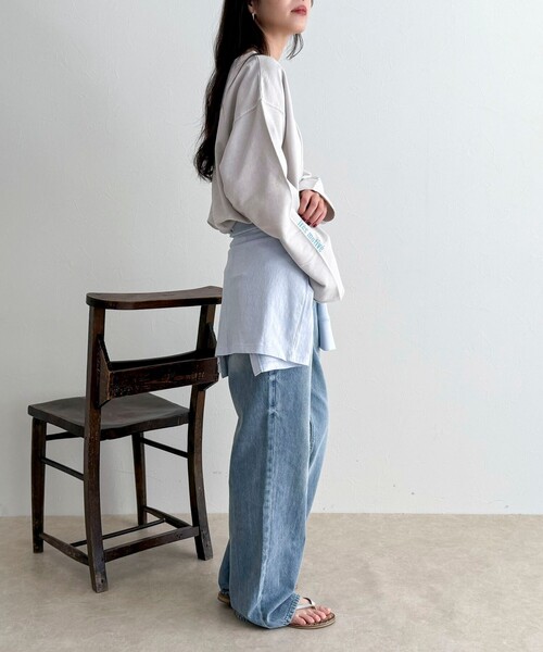 fredy emue(フレディエミュ)の「ヴィンテージ加工裏毛オフショルプルオーバー(Tシャツ/カットソー・レディース・ライトグレー/イエロー/チャコールグレー・38)」の22枚目の写真