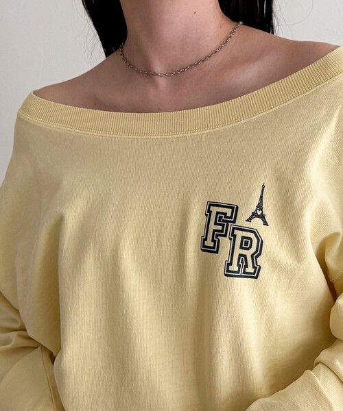 fredy emue(フレディエミュ)の「ヴィンテージ加工裏毛オフショルプルオーバー(Tシャツ/カットソー・レディース・ライトグレー/イエロー/チャコールグレー・38)」の9枚目の写真