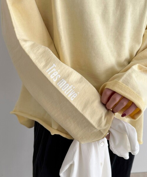 fredy emue(フレディエミュ)の「ヴィンテージ加工裏毛オフショルプルオーバー(Tシャツ/カットソー・レディース・ライトグレー/イエロー/チャコールグレー・38)」の20枚目の写真