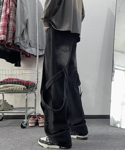 Ressaca(レサーカ)の「ダメージ加工サイドベルトデニムパンツ(デニムパンツ・メンズ・ブラック/ブルー・M/XL/L)」の6枚目の写真