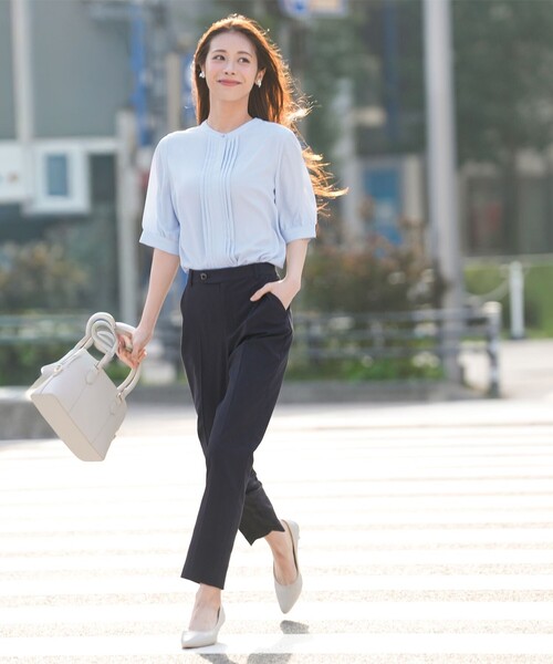 ANY SIS(エニィスィス)の「エアリーストレッチ テーパードパンツ(その他パンツ・レディース・グレー系/ブラック系9/ベージュ系/ライトイエロー系/ダルブルー系/ホワイト系/ネイビー系/ブラック系6/ダークブラウン系・X-SMALL)」の22枚目の写真