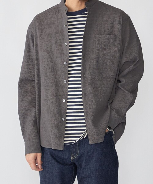 SHIPS(シップス)の「SHIPS: 〈MADE IN JAPAN〉エアー サッカー リラックス バンドカラー シャツ(シャツ/ブラウス・メンズ・ダークグレー/ネイビー/ダークブルー/ブラウン・X-LARGE/LARGE/MEDIUM/SMALL)」の1枚目の写真