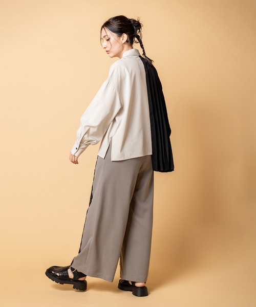 OSMOSIS（オズモーシス）の「レースラインギャザーパンツ（その他パンツ・レディース・グレー/グレイッシュベージュ/ブラック・ONE SIZE）」の11枚目の写真