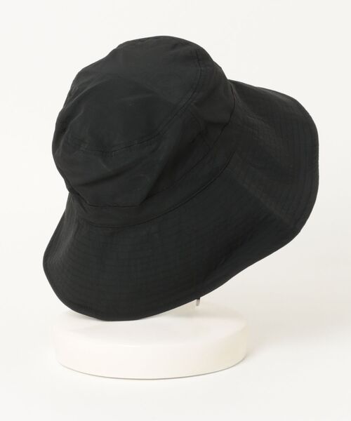 BEN DAVIS(ベンデイビス)の「【BEN DAVIS/ベンデイビス】LONG BRIM NYLON SUN HAT ロングブリムナイロンサンハット サファリハット 紫外線対策 つば広 あご紐付き アウトドア キャンプ フェス(ハット・メンズ・ライトベージュ/ブラック/ベージュ・FREE)」の5枚目の写真