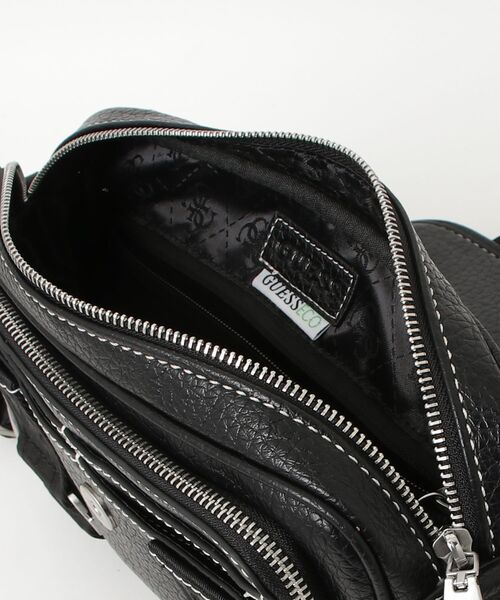 Guess（ゲス）の「BOSTON Messenger（ショルダーバッグ・メンズ・ブラック・ONE SIZE）」の13枚目の写真