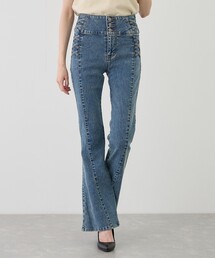 前脇クロス切り替えストレッチデニムフレアパンツ