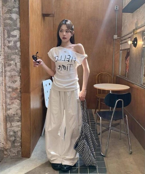 Ritzy(リッツィー)の「ワンショルダー プリントT シャツ(Tシャツ/カットソー・レディース・ホワイト・M)」の7枚目の写真