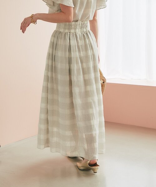 La boutique BonBon(ラブティックボンボン)の「【セットアップ可・清涼感・お上品】シアーチェックギャザーロングスカート(スカート・レディース・サックスブルー/オフホワイト・PS/FREE)」の6枚目の写真