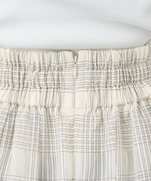 La boutique BonBon(ラブティックボンボン)の「【セットアップ可・清涼感・お上品】シアーチェックギャザーロングスカート(スカート・レディース・サックスブルー/オフホワイト・PS/FREE)」の22枚目の写真