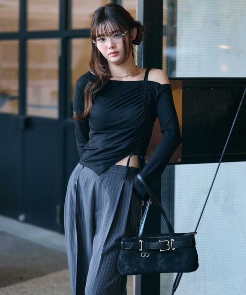 muet.（ミュエ）の「オフショルドロストトップス（Tシャツ/カットソー・レディース・杢グレー/ブラック・MEDIUM/LARGE）」の3枚目の写真