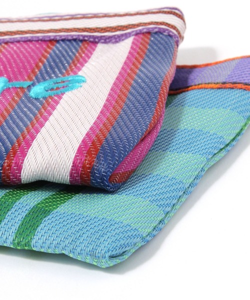 LEPSIM(レプシィム)の「刺繍ロゴフラットポーチ 638674(ポーチ・レディース・ピンク/グリーン・ONE SIZE)」の7枚目の写真