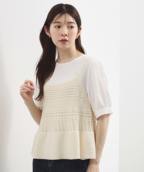 grove(グローブ)の「【2点SET】着るだけで完成、透かし編みニットビスチェ×ブラウス(その他トップス・レディース・オフホワイト/ブラック/スモーキーグリーン系・02/03/01/04/05)」の4枚目の写真