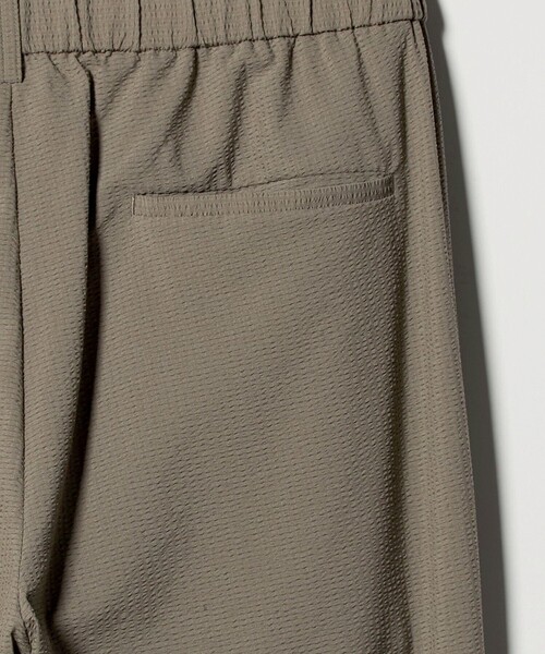 UNITED ARROWS(ユナイテッドアローズ)の「DotAir ドットエア サッカー ヘムコード 2プリーツ パンツ 吸水速乾(その他パンツ・メンズ・オリーブ/ブラック・S/M/L/XL)」の16枚目の写真